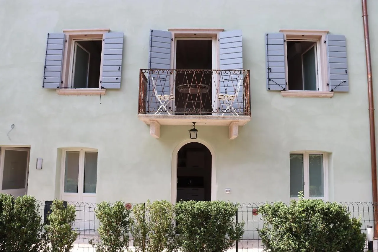Apartment Villa Cisano Residenza D'Epoca Bardolino